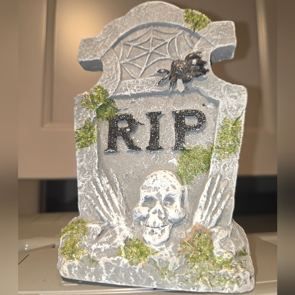 Halloween Tombstone Decoration, RIP Tombstone Decor, Skull, Spider